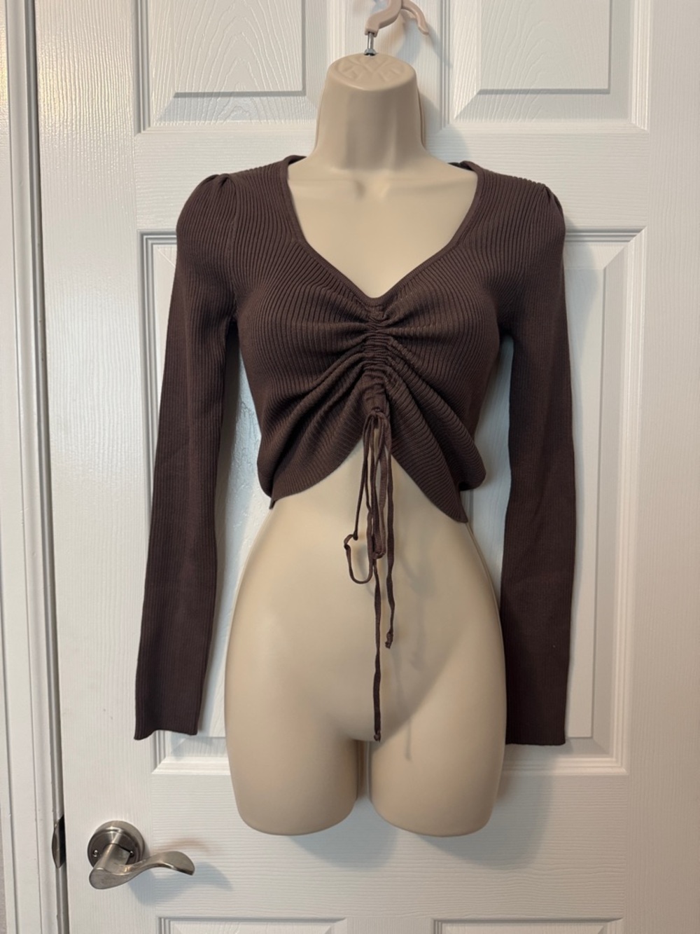 Love Tree Brown Ruched V-Neck Long Sleeve Crop Top